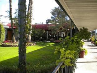 Pet Friendly Lamp Liter Inn in Visalia, California