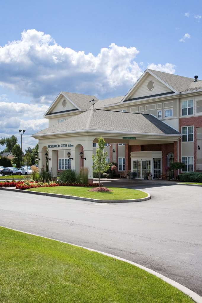 Pet Friendly Homewood Suites Buffalo Airport in Cheektowaga, New York