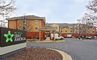 Pet Friendly Hollywood Casino & Hotel St. Louis in Maryland Heights, Missouri