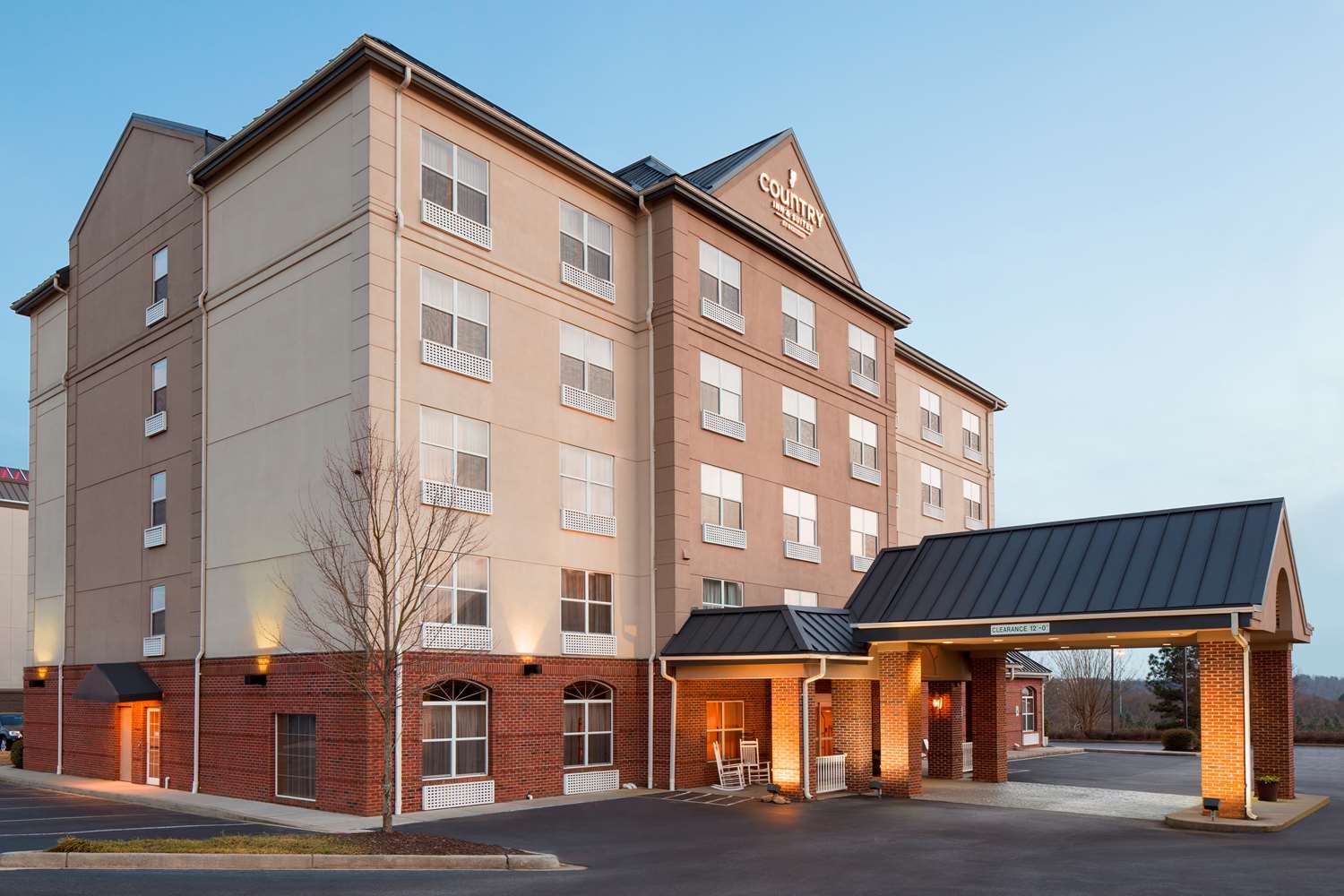 Pet Friendly Country Inn & Suites By Radisson Anderson in Anderson, South Carolina
