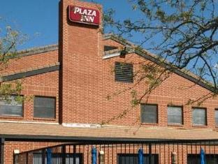 Pet Friendly Plaza Inn in Midland, Texas