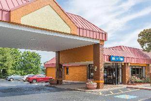 Pet Friendly Days Inn Bristol in Bristol, Virginia