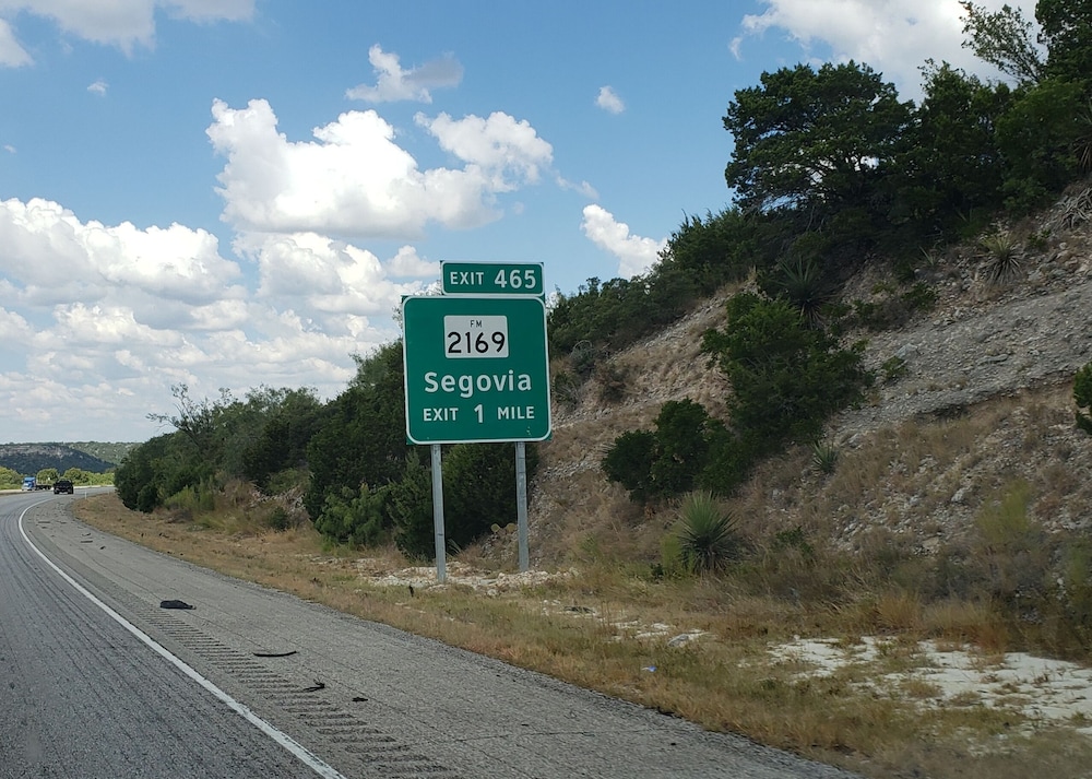 Pet Friendly Econo Lodge Segovia in Junction, Texas
