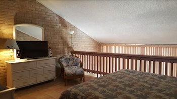 Pet Friendly Gulf 3 bedroom Condo by Fountain Vista in South Padre Island, Texas