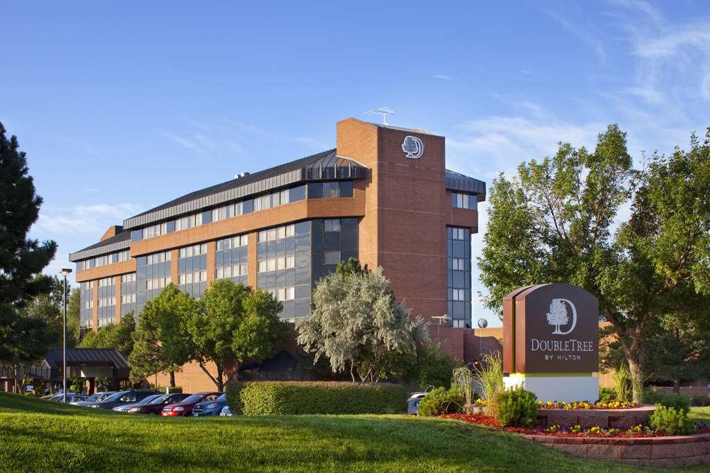 Pet Friendly DoubleTree by Hilton Denver - Westminster in Westminster, Colorado