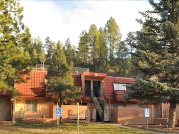 Pet Friendly Pinecliff Village Resort in Ruidoso, New Mexico
