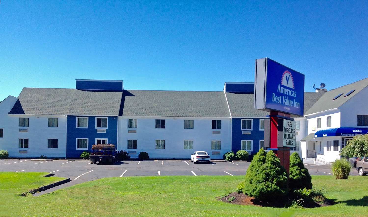 Pet Friendly Americas Best Value Inn in New London, Connecticut