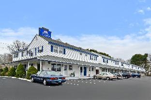 Pet Friendly Americas Best Value Inn-Stonington/Mystic in Stonington, Connecticut