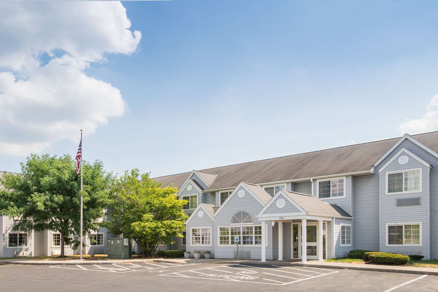 Pet Friendly Microtel Inn & Suites by Wyndham Seneca Falls in Seneca Falls, New York