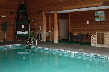Pet Friendly The Lodge at Crooked Lake in Siren, Wisconsin