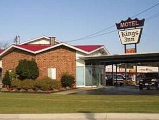 Pet Friendly Kings Inn in Albertville, Alabama