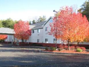 Pet Friendly Best Western Brockport Inn & Suites in Brockport, New York