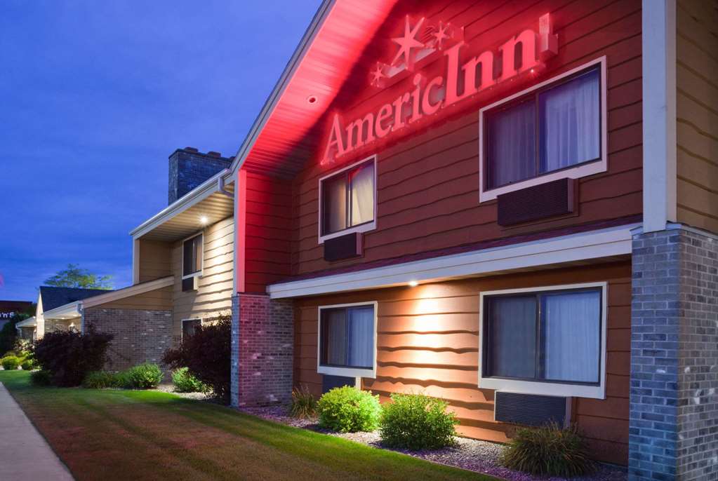 Pet Friendly AmericInn Plover - Stevens Point in Plover, Wisconsin