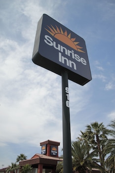 Pet Friendly Sunrise Inn Hotel in North Las Vegas, Nevada