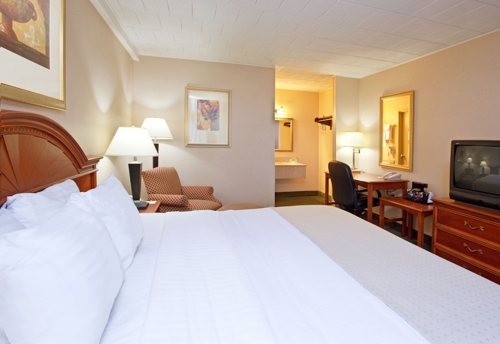 Pet Friendly Park Inn by Radisson Indiana in Indiana, Pennsylvania