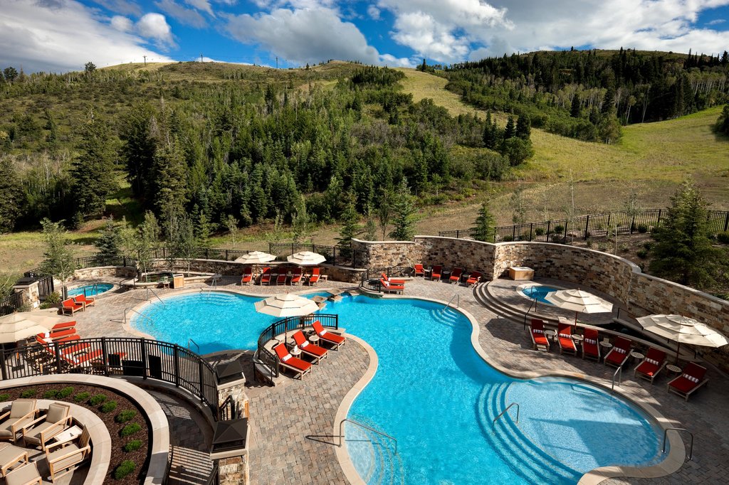 Pet Friendly The St. Regis Deer Valley in Park City, Utah