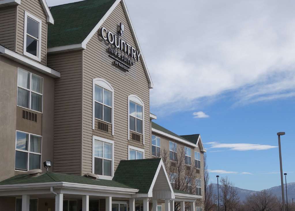 Pet Friendly Country Inn & Suites By Radisson West Valley City in West Valley City, Utah