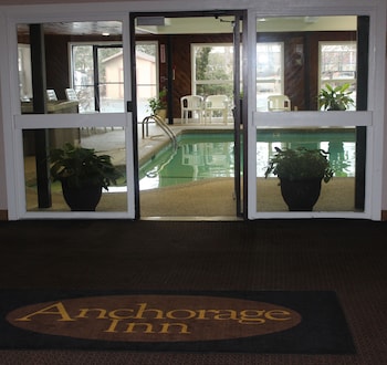 Pet Friendly Anchorage Inn in South Burlington, Vermont