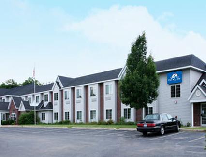 Pet Friendly Americas Best Value Inn & Suites in Racine, Wisconsin