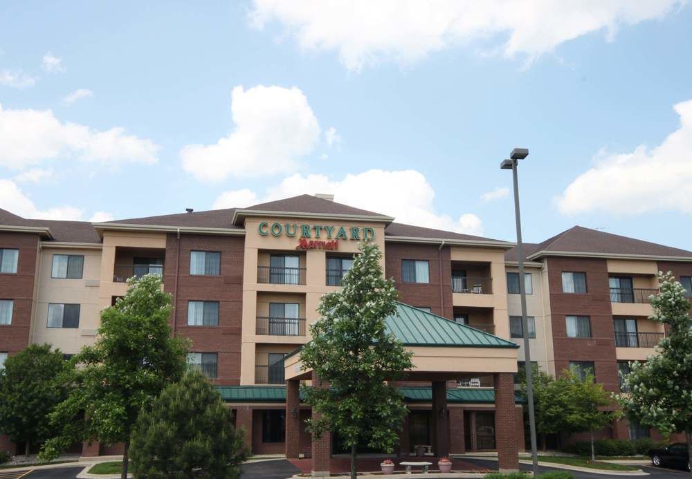 Pet Friendly La Quinta Inn & Suites Durham Chapel Hill in Durham, North Carolina