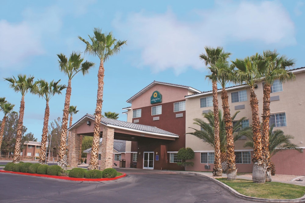 Pet Friendly La Quinta Inn Las Vegas Nellis in Las Vegas, Nevada