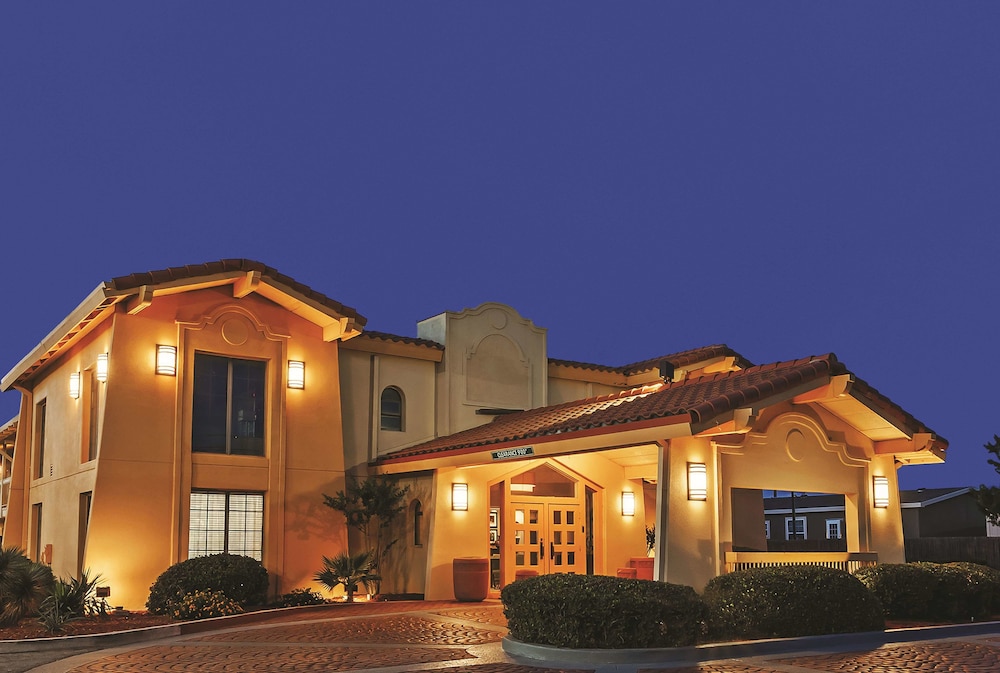 Pet Friendly La Quinta Inn Midland in Midland, Texas