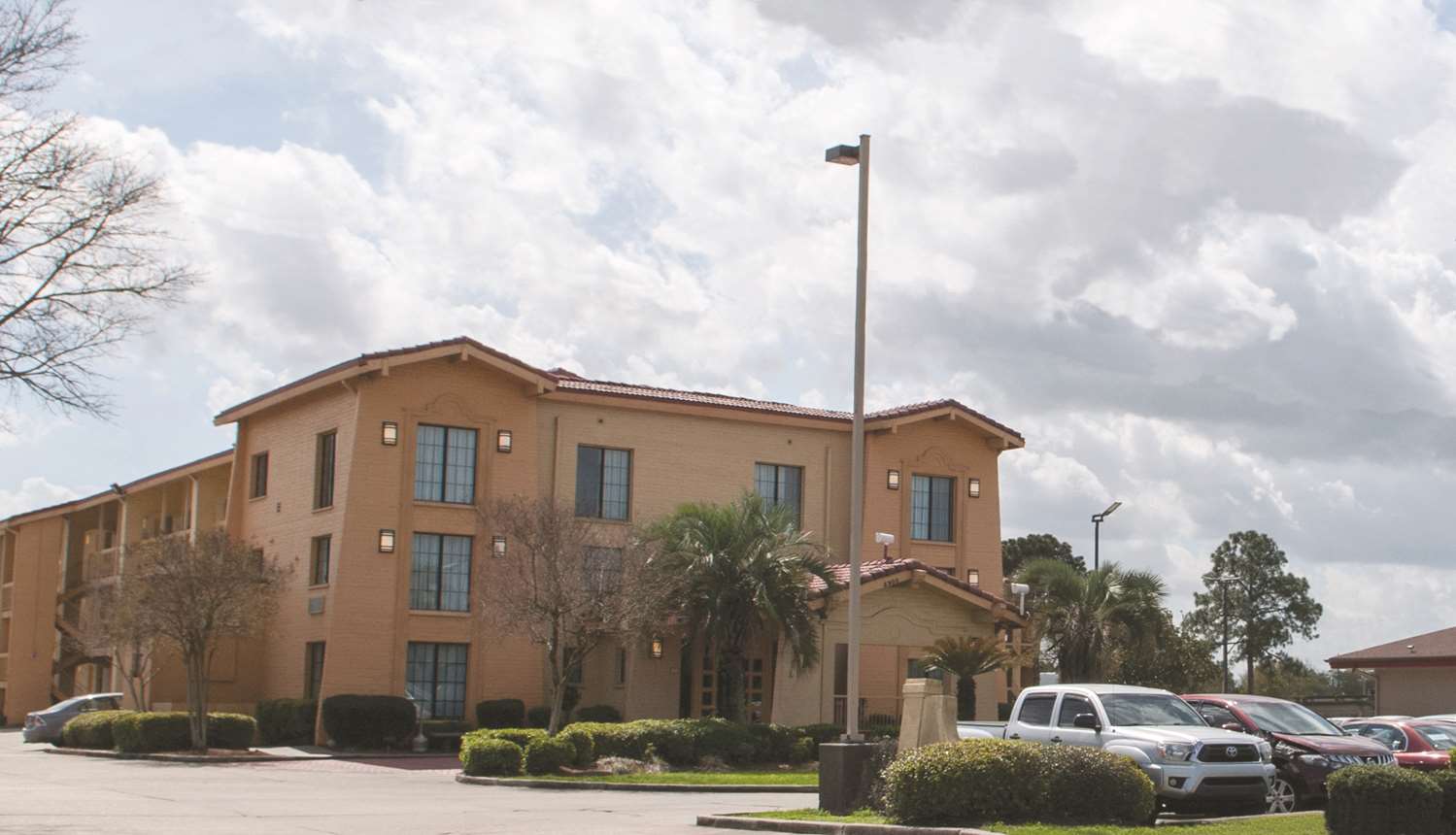 Pet Friendly La Quinta Inn New Orleans Veterans  -  Metairie in Metairie, Louisiana