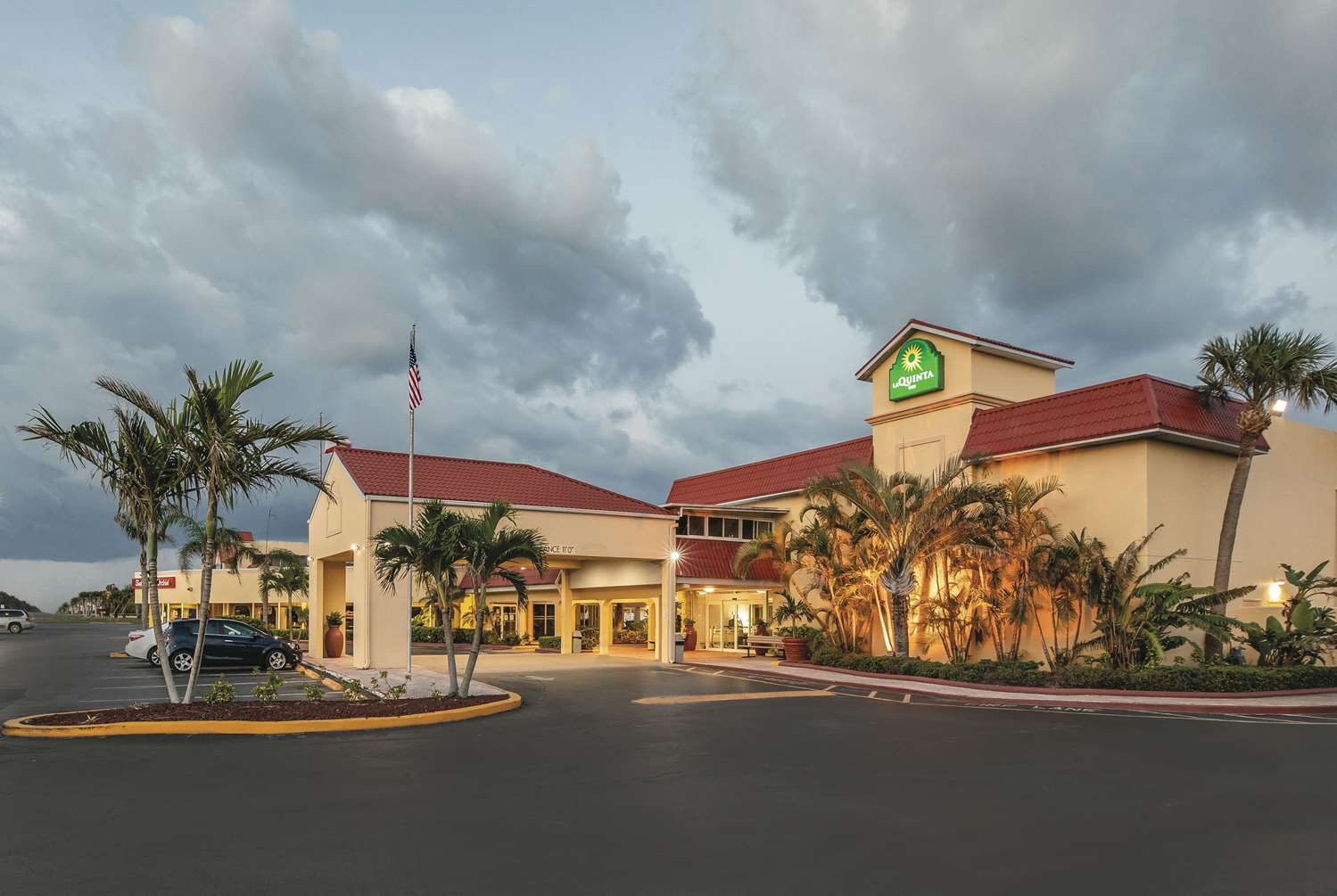 Pet Friendly La Quinta Inn Cocoa Beach-Port Canaveral in Cocoa Beach, Florida