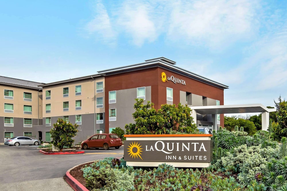 Pet Friendly La Quinta Inn & Suites San Francisco Airport North in South San Francisco, California