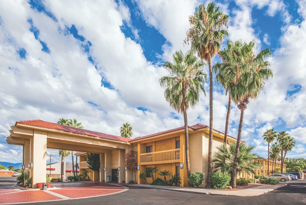 Pet Friendly La Quinta Inn Tucson East in Tucson, Arizona