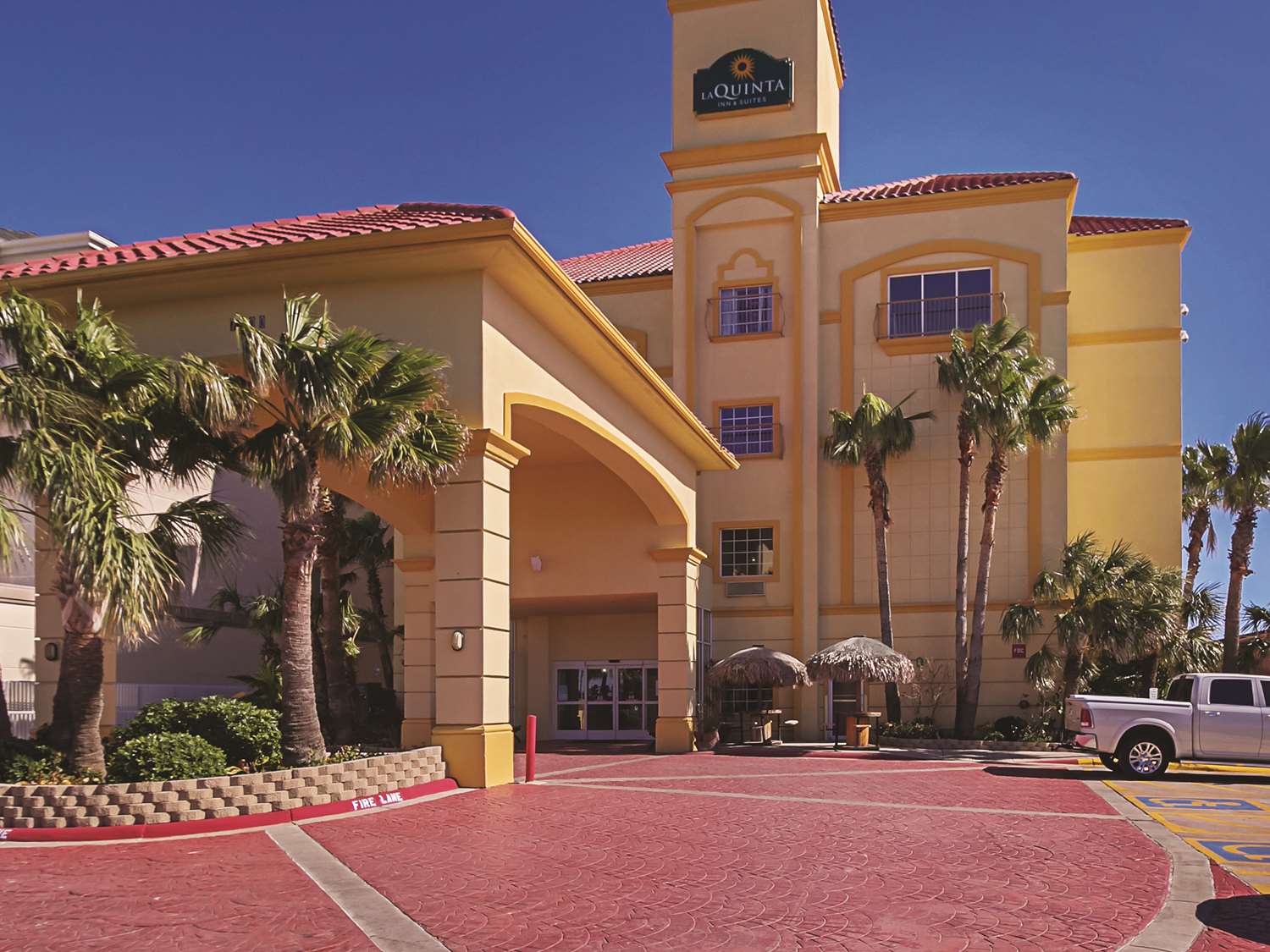 Pet Friendly La Quinta Inn & Suites South Padre Island Beach in South Padre Island, Texas