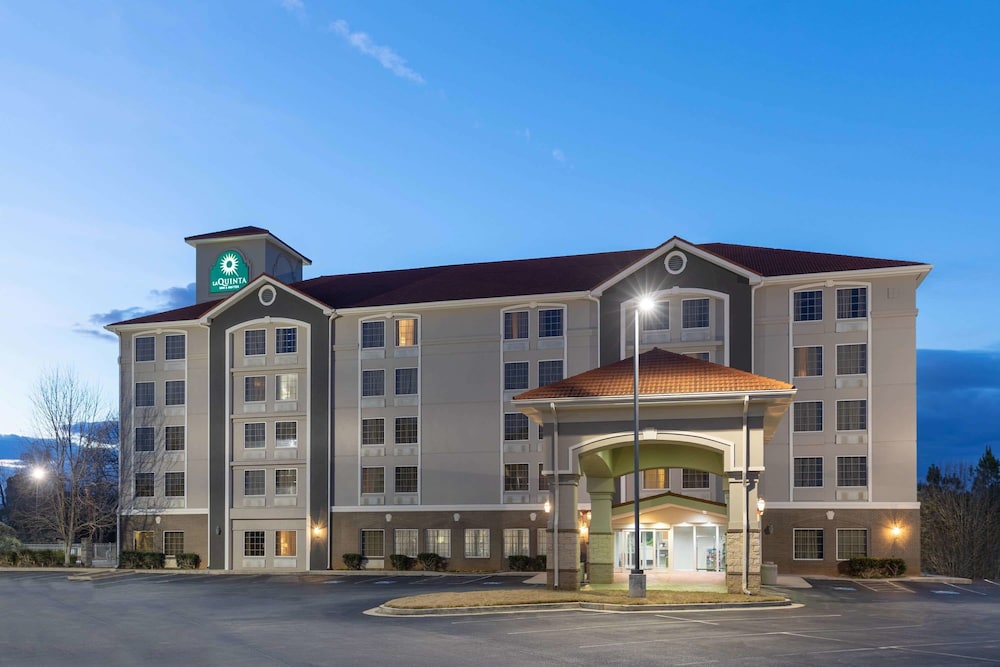 Pet Friendly La Quinta Inn & Suites Atlanta Douglasville in Douglasville, Georgia