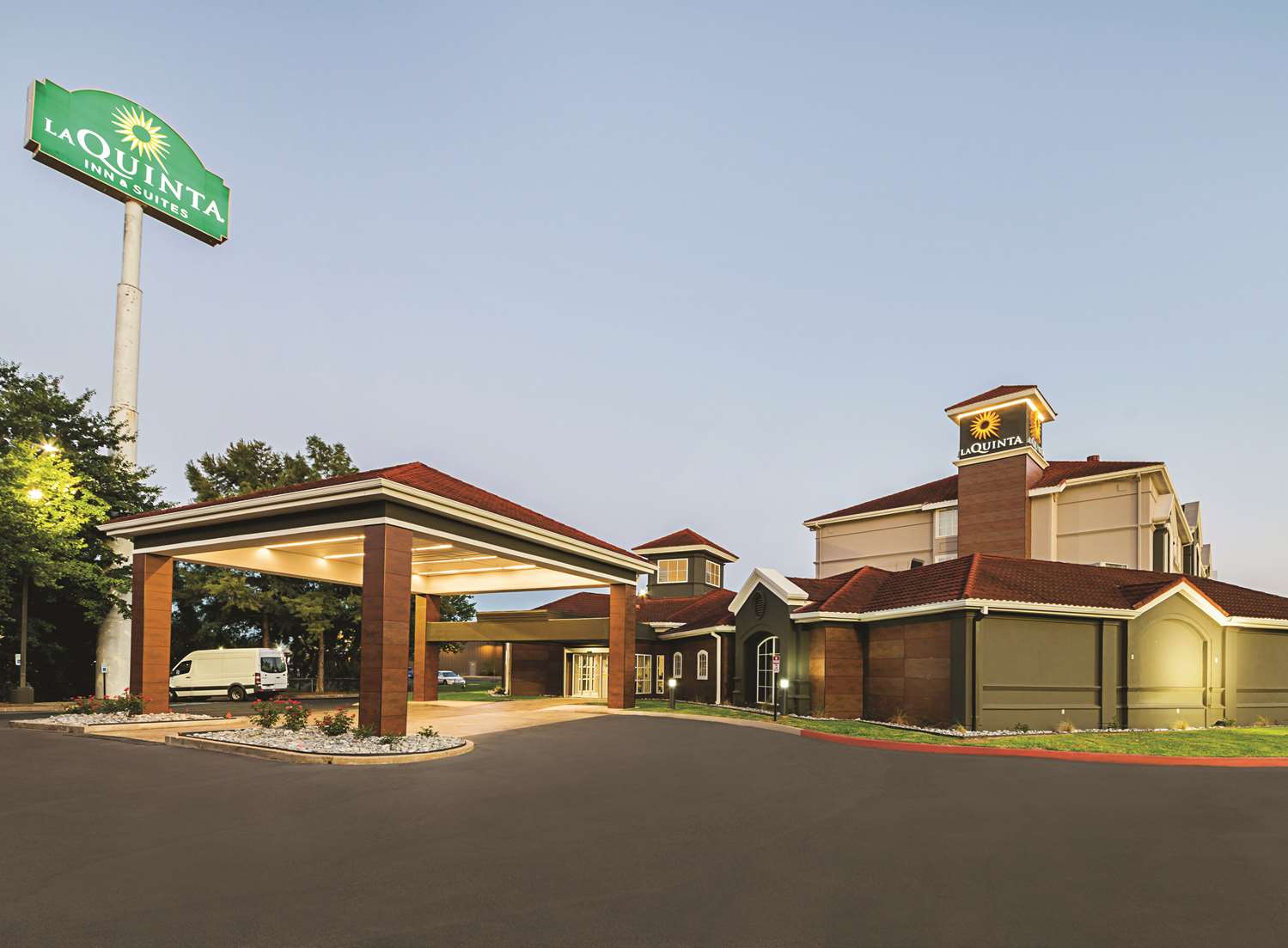 Pet Friendly La Quinta Inn & Suites Alexandria Airport in Alexandria, Louisiana