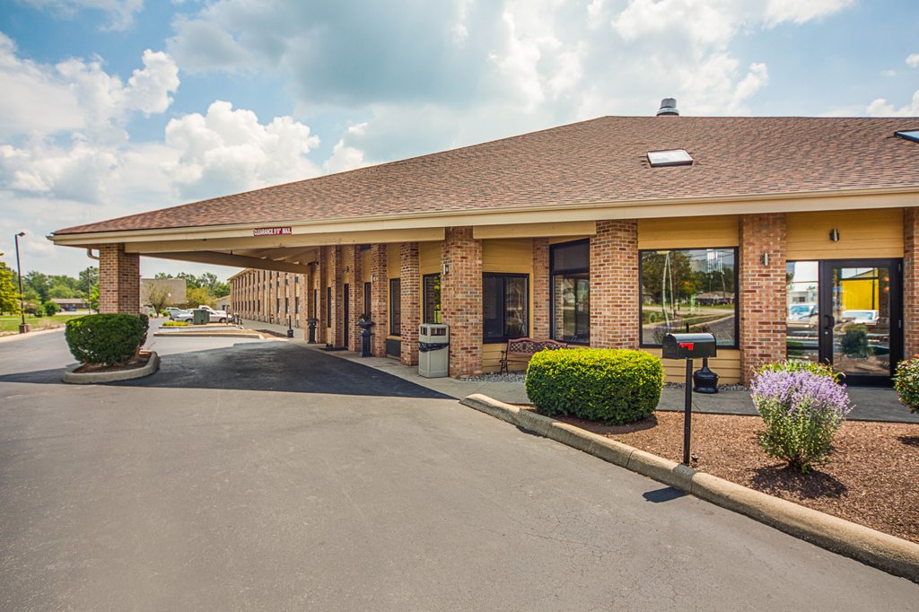Pet Friendly Quality Inn in Decatur, Indiana