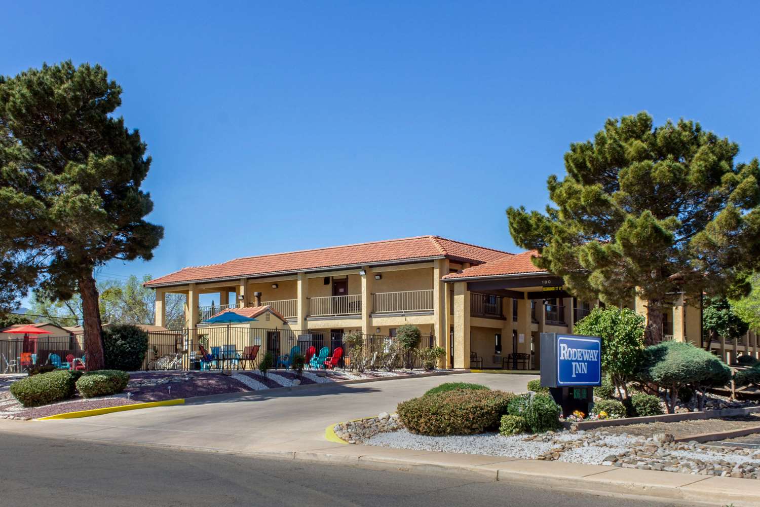 Pet Friendly Rodeway Inn in Sierra Vista, Arizona