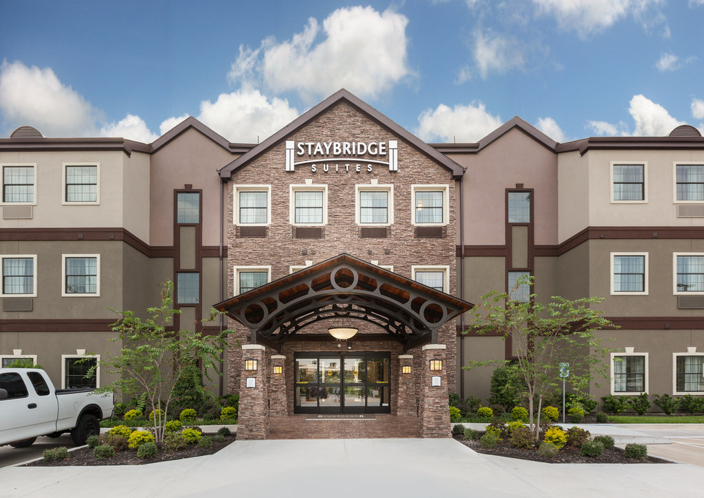 Pet Friendly Staybridge Suites Houston I-10 West-Beltway 8 in Houston, Texas