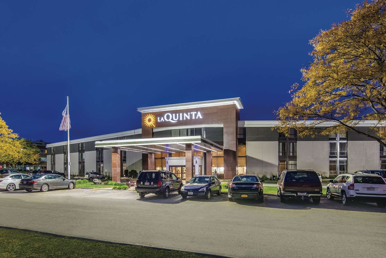 Pet Friendly La Quinta Inn & Suites Boston-Andover in Andover, Massachusetts