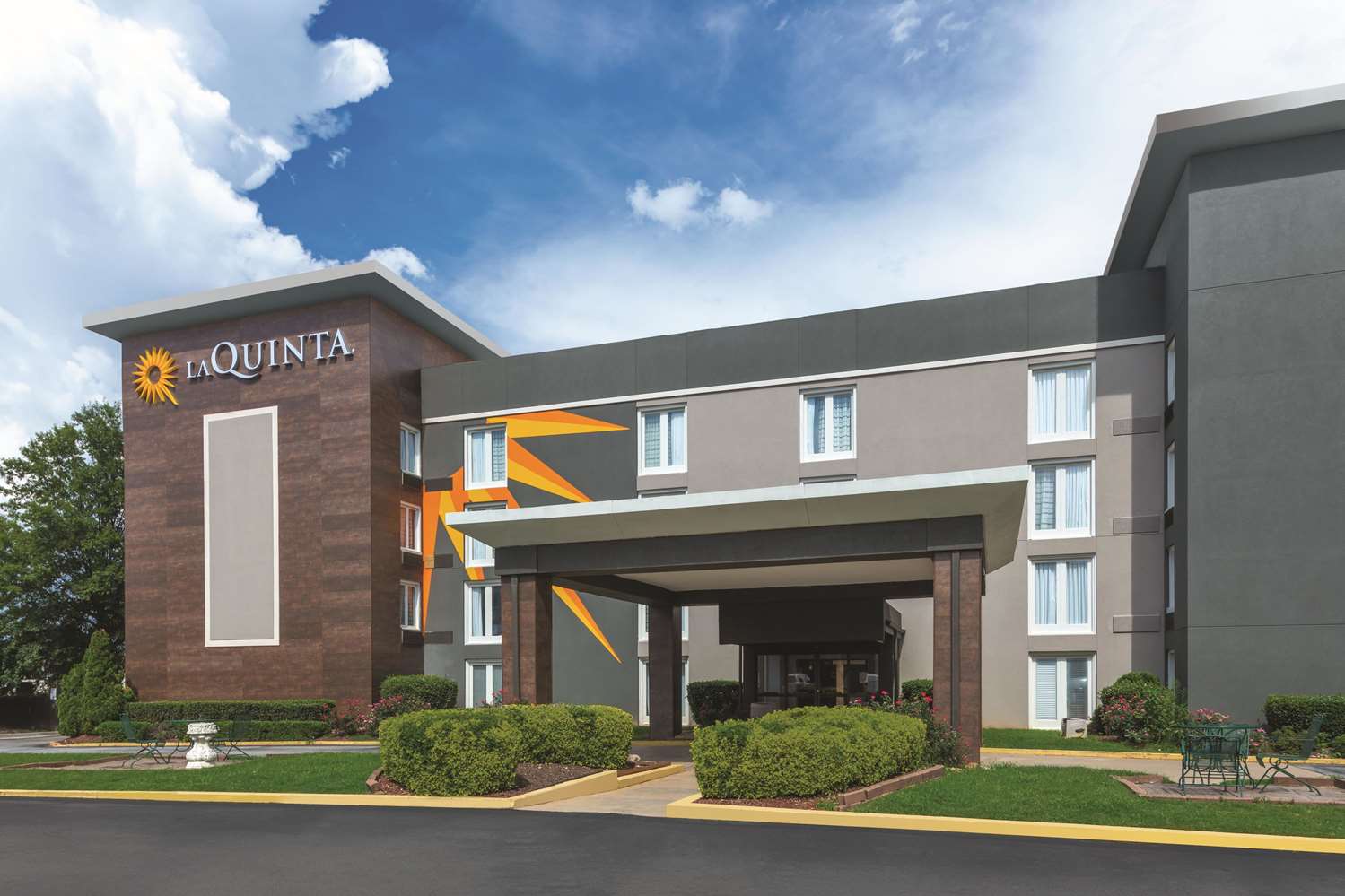 Pet Friendly La Quinta Inn & Suites Atlanta Airport South in Atlanta, Georgia