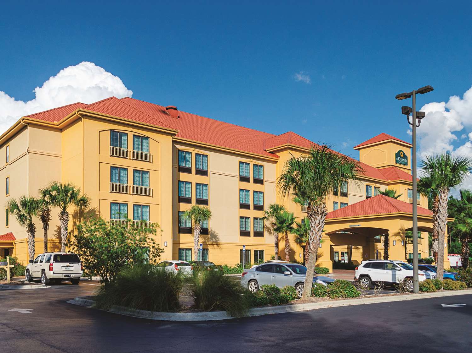 Pet Friendly La Quinta Inn & Suites PCB Pier Park area in Panama City Beach, Florida