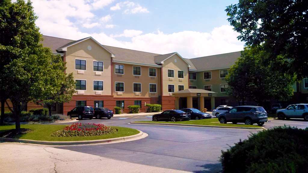 Pet Friendly Extended Stay America Chicago - Buffalo Grove - Deerfield in Deerfield, Illinois