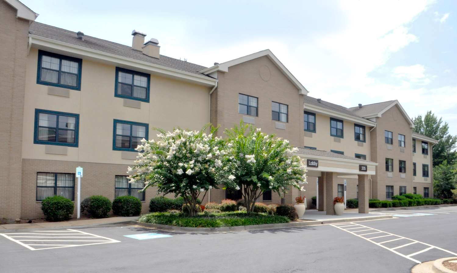 Pet Friendly Extended Stay America - Washington D.C. - Gaithersburg - South in Gaithersburg, Maryland