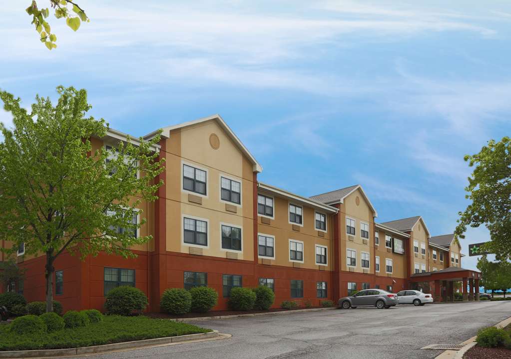 Pet Friendly Extended Stay America - Columbia - Stadium Boulevard in Columbia, Missouri