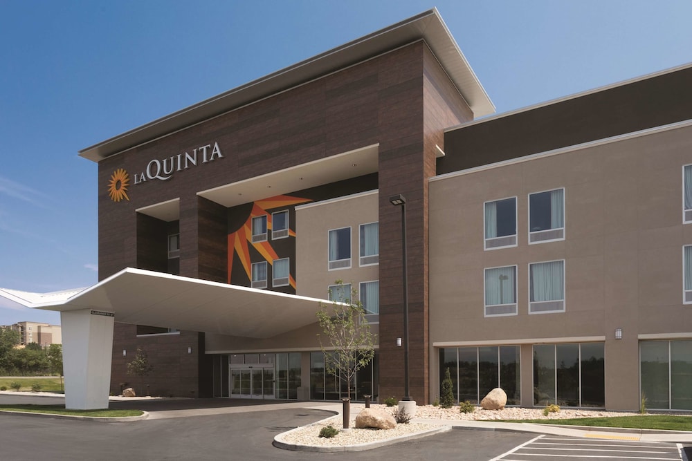 Pet Friendly La Quinta Inn & Suites South Jordan in South Jordan, Utah