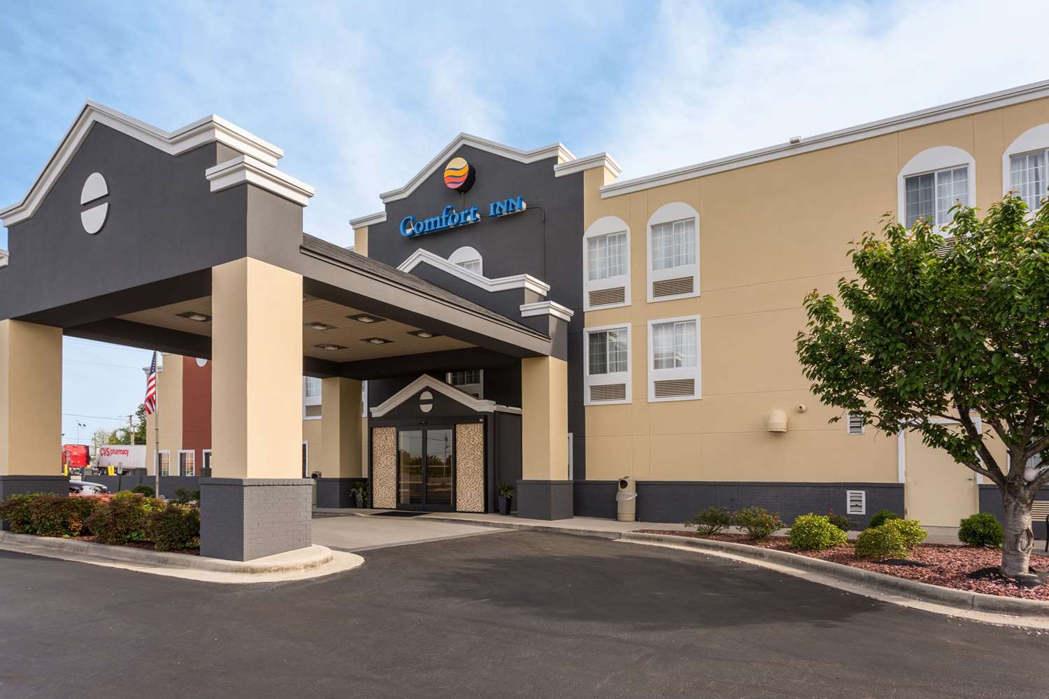 Pet Friendly Comfort Inn in Decatur, Alabama