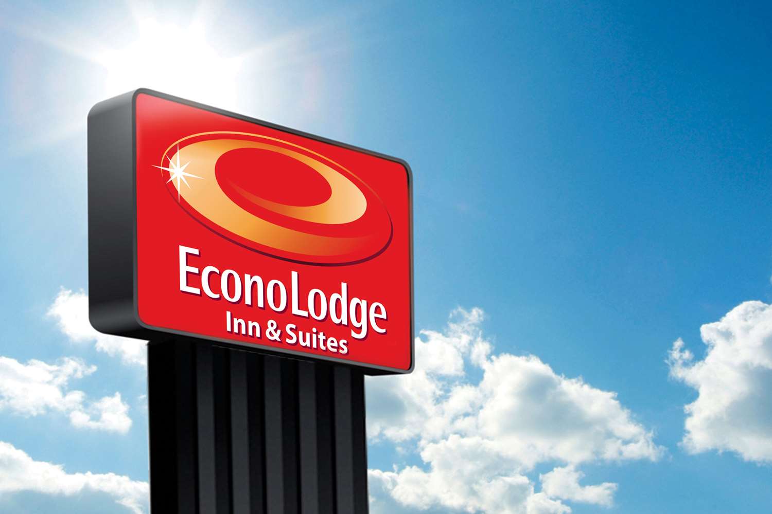 Pet Friendly Econo Lodge Inn & Suites in Yuma, Arizona