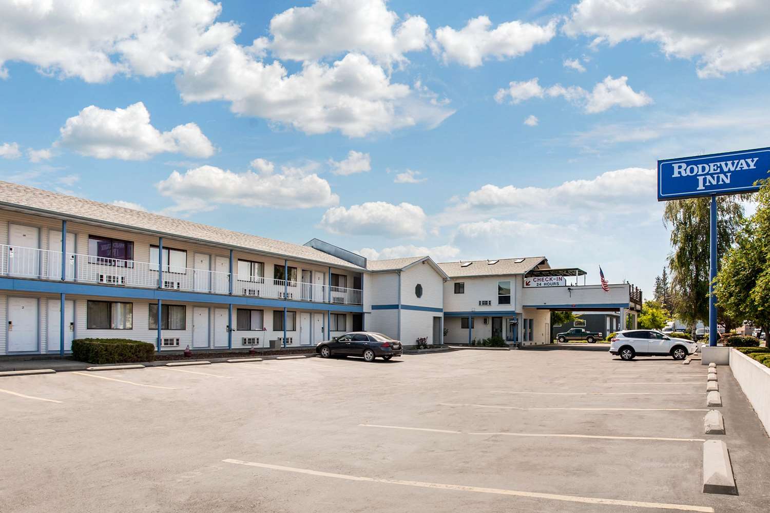 Pet Friendly Rodeway Inn in American Falls, Idaho