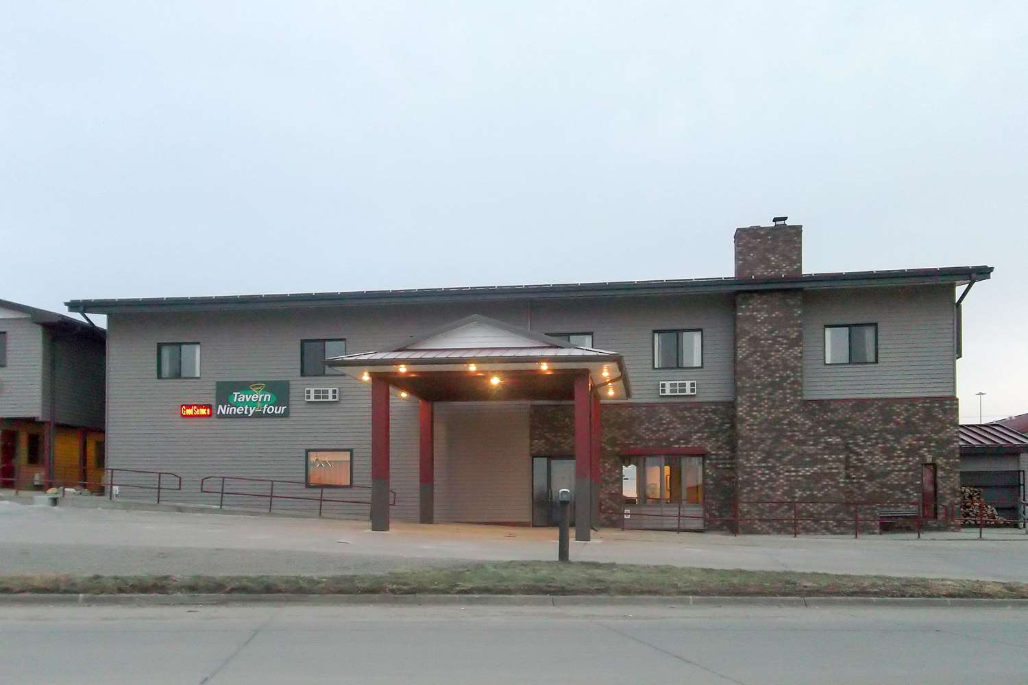 Pet Friendly Econo Lodge in Valley City, North Dakota