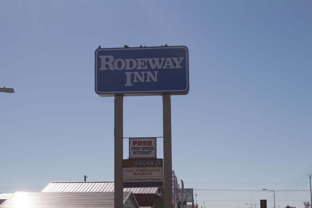 Pet Friendly Rodeway Inn in Alamogordo, New Mexico