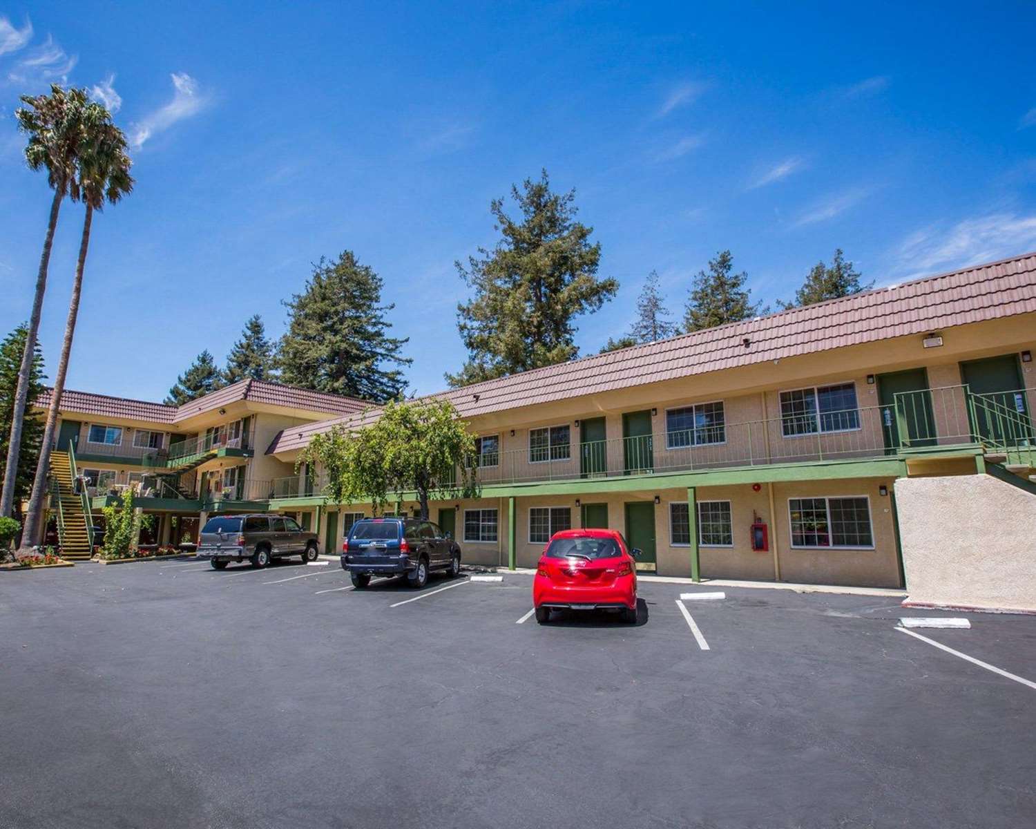 Pet Friendly Quality Inn in Santa Cruz, California