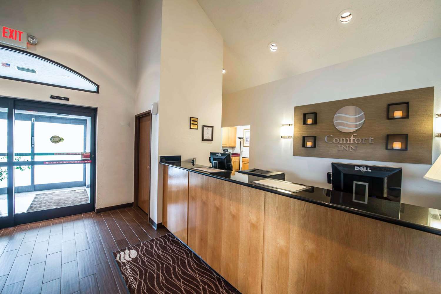 Pet Friendly Comfort Inn in Alexandria, Virginia